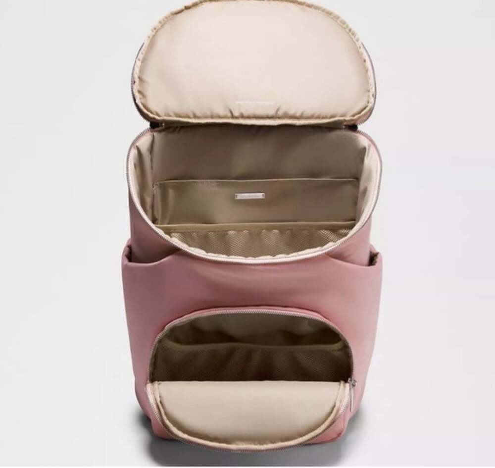 Lululemon New Parent Backpack 17L in Pink Haze Diaper bag - Picture 4 of 8